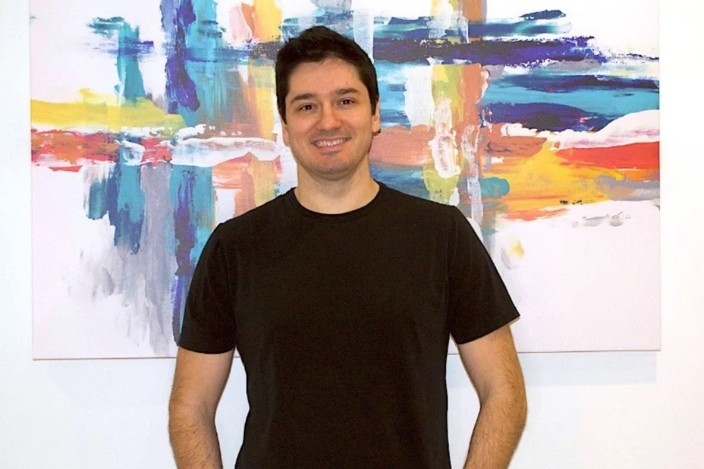 Top Bootstrapping Discrepancy AI